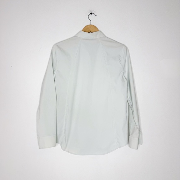 Athleta Women’s Button-Up Shirt Size Small Light Green Long Sleeve Blouse - Picture 2 of 6
